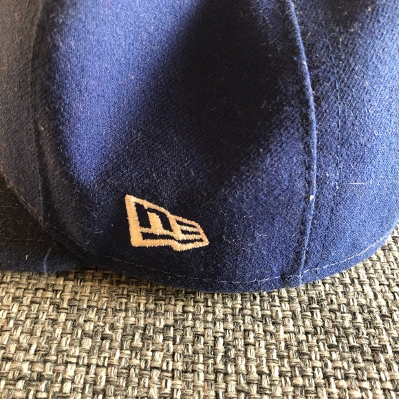 La dodgers hat - Picture 2 of 5